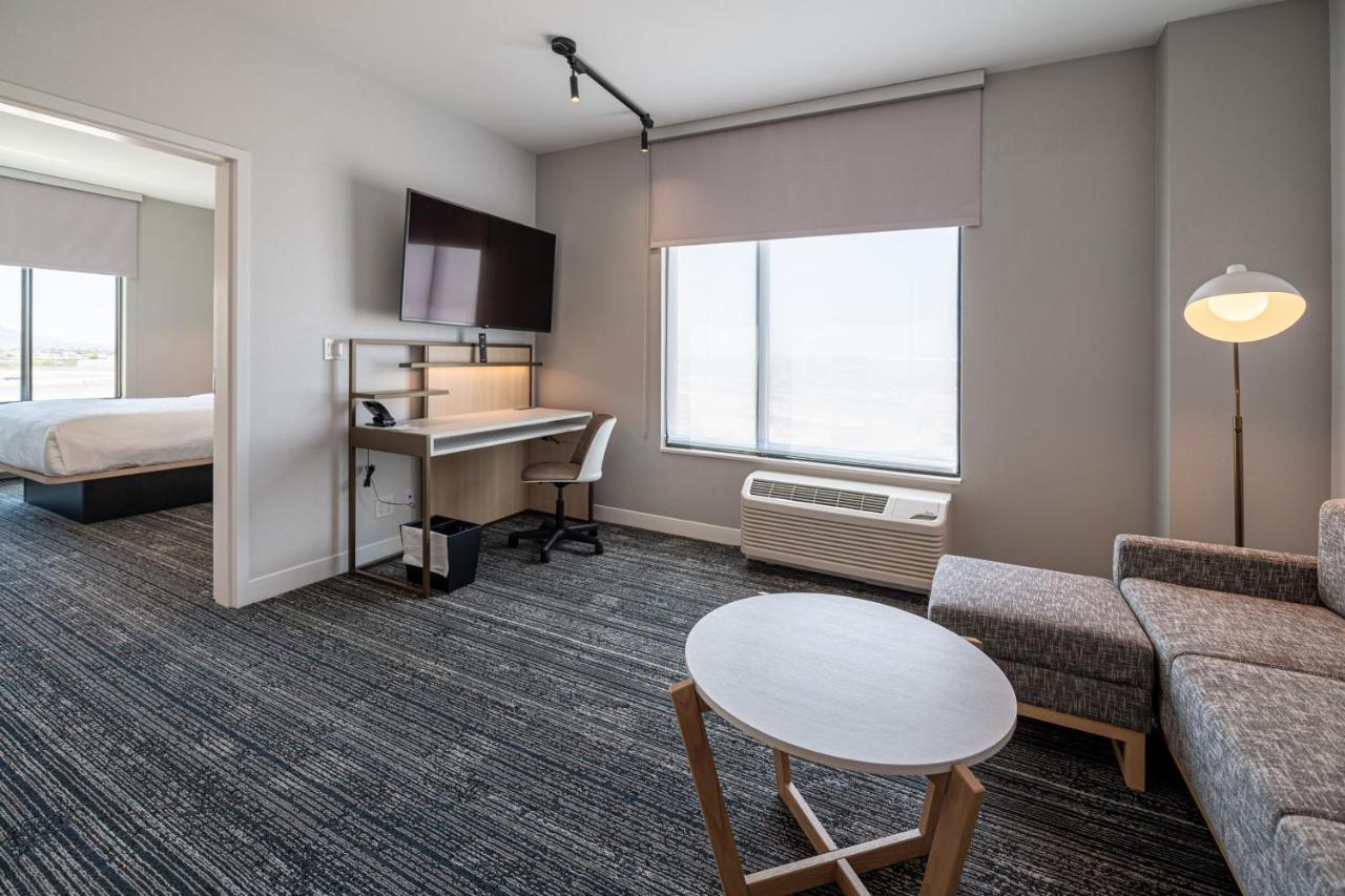 Towneplace Suites By Marriott Las Vegas North I-15 מראה חיצוני תמונה